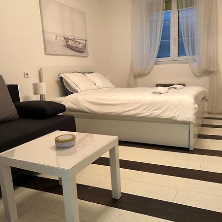 Lana Apartman Belgrad Exterior foto