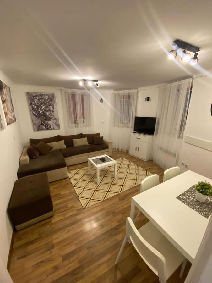 Lana Apartman Belgrad Exterior foto