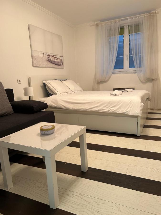 Lana Apartman Belgrad Exterior foto