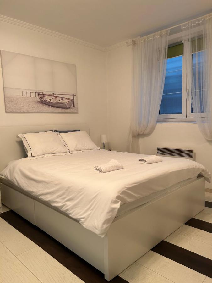 Lana Apartman Belgrad Exterior foto